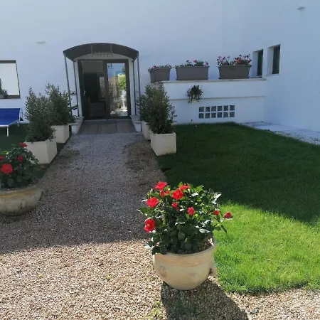 Hotel Villa Sveva 3*